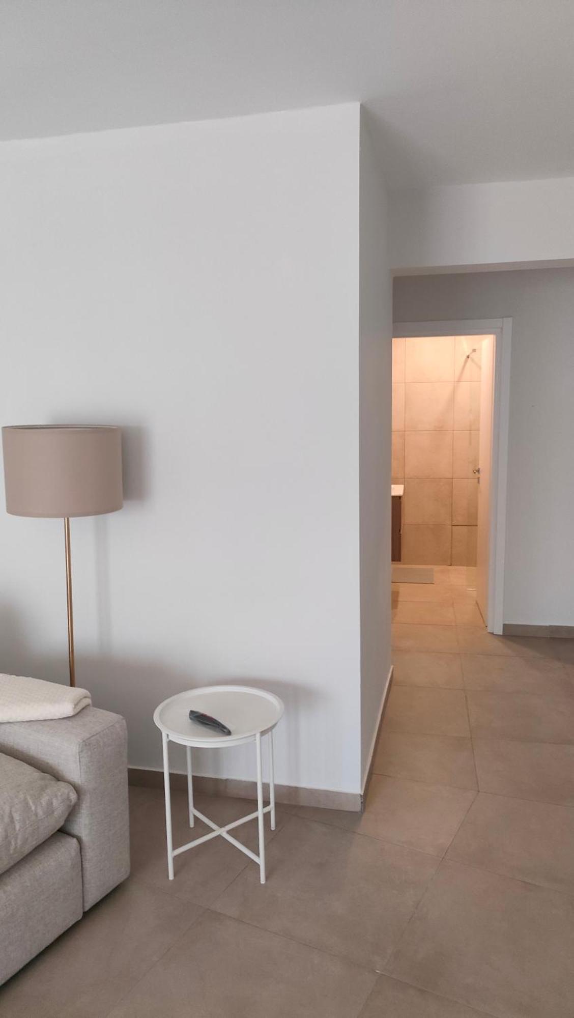 Two Bedroom Apartment With Pool Paphos Exterior photo