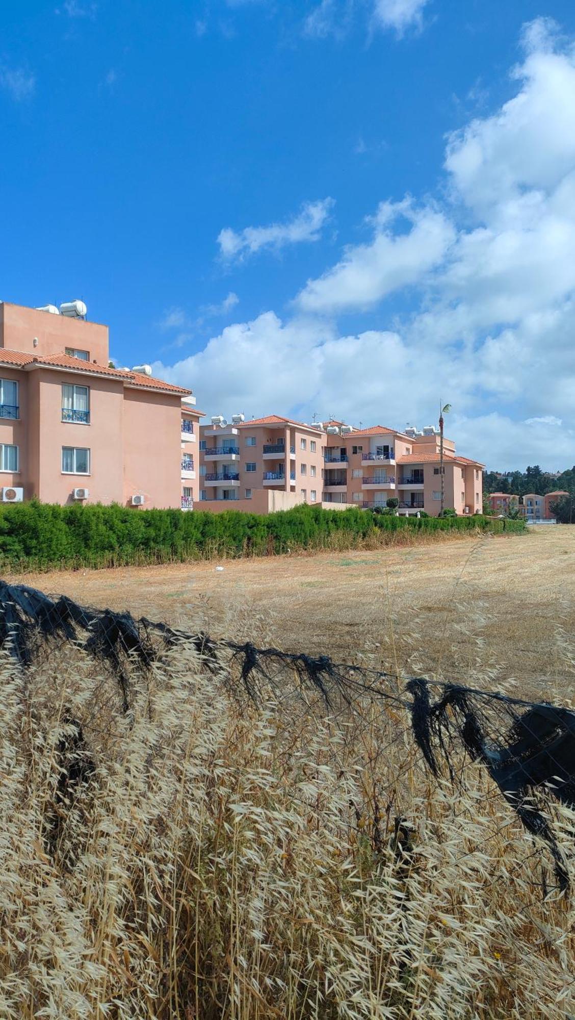 Two Bedroom Apartment With Pool Paphos Exterior photo